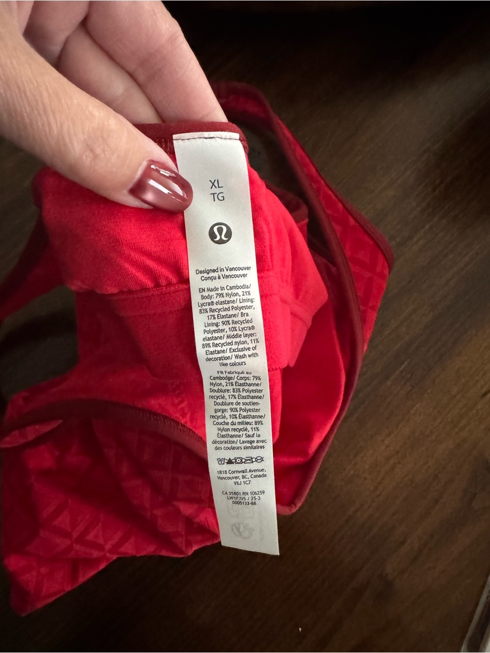 lululemon athletica Red Quilted-Texture Sports Bra - Picture 4 of 7